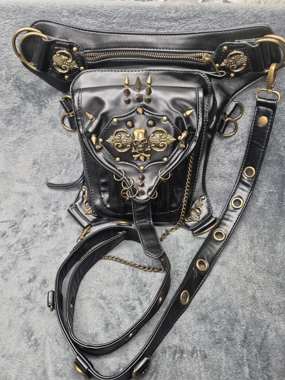 Gothic Fetish Biker Purse Faux Leather Spike Chain Metal Gotic Drop-leg Bag